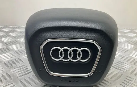 Audi Q7 4M Steering wheel airbag 4M0880201N