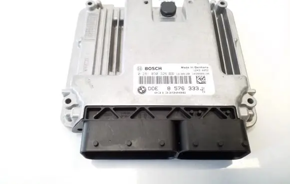 BMW X3 F25 Engine control unit/module 857633301 0281030326