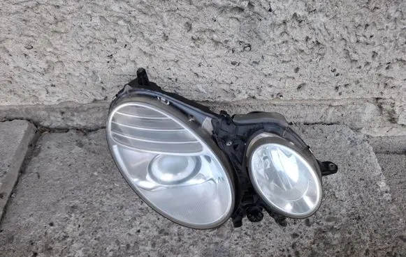 Mercedes-Benz E W211 Headlight/headlamp