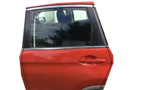 Honda CR-V Rear door