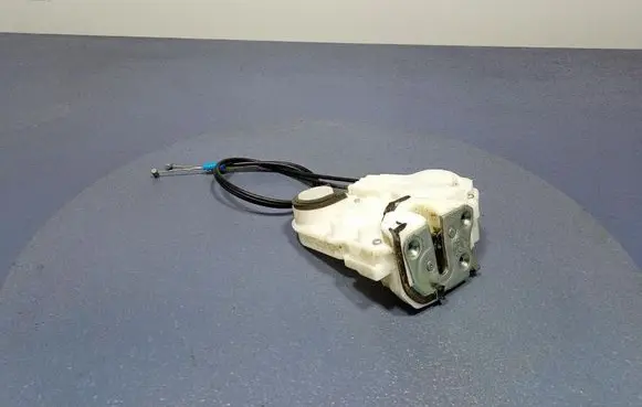 Mitsubishi Outlander Rear door lock A047218