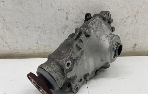 BMW 3 G20 G21 Front differential 7647387 7647386