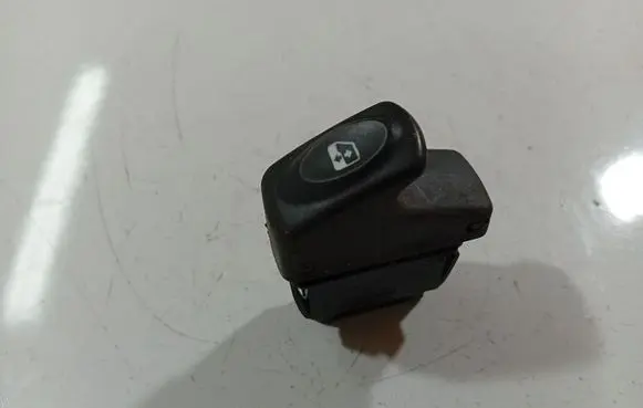 Renault Thalia I Electric window control switch 