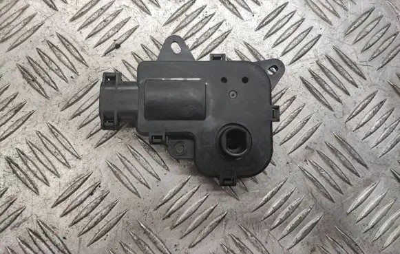 Renault Laguna II Air flap motor/actuator 52485222 7701206038 L0332205B