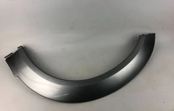 Subaru Outback Front arch trim 