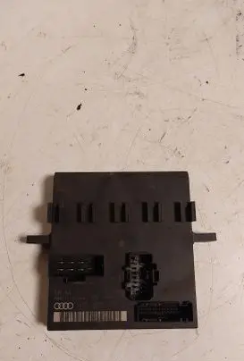 Audi A4 S4 B6 8E 8H Comfort/convenience module 8E0907279E