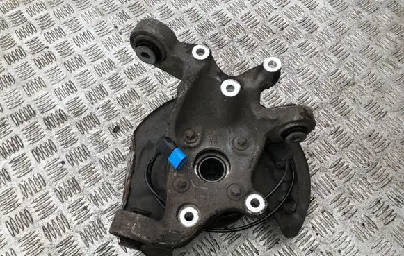 Mercedes-Benz A W176 Rear wheel hub A2460106
