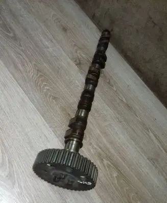 Volvo V70 Camshaft 