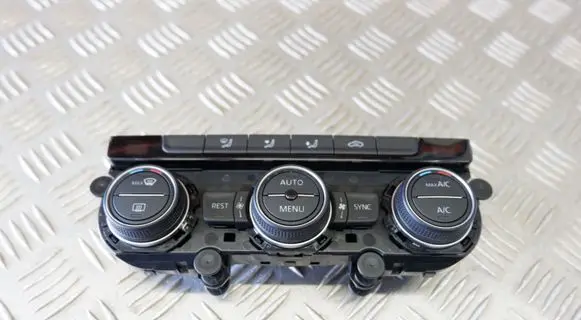 Volkswagen Tiguan Climate control unit 5NA907044M