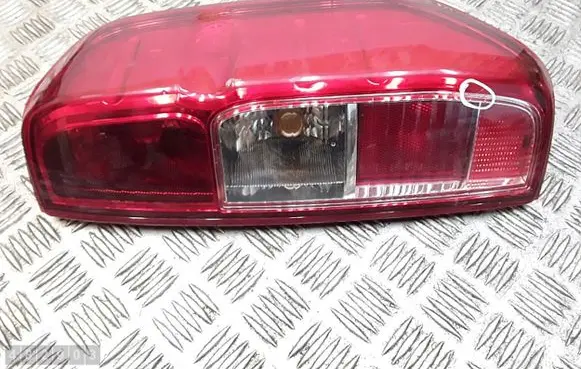 Nissan Navara Rear/tail lights 22016467