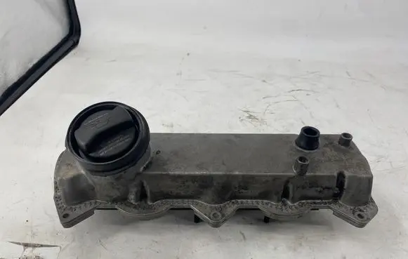 Audi A3 S3 8L Rocker cam cover 038103469E