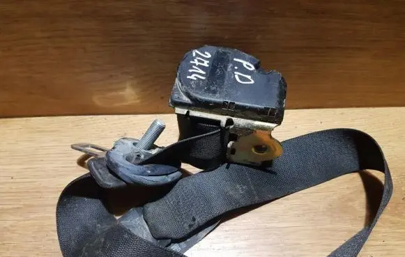 Opel Vectra A Front seatbelt
