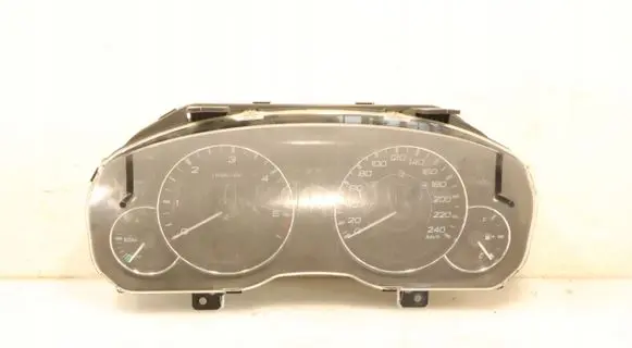 Subaru Legacy Clock 