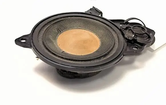 Audi A8 S8 D3 4E Front door speaker 4H00335825