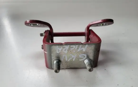Nissan Micra K14 Rear door upper hinge