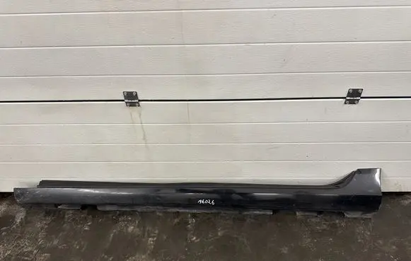Volvo V60 Sill 39811912 20150402 13133881