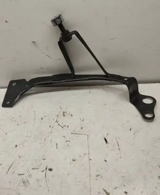 Audi A4 S4 B6 8E 8H Radiator support slam panel bracket 8E0805538