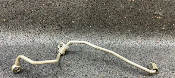 Audi A4 S4 B9 Turbo turbocharger oiling pipe/hose 04L145771H