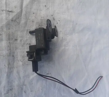 Opel Zafira A Turbo solenoid valve 90530039 04T156 72213800