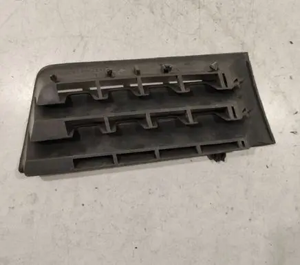 Front bumper lower grill