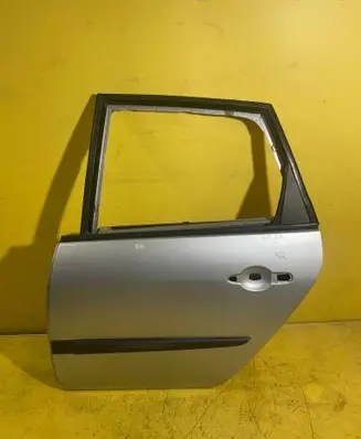 Renault Scenic II - Grand scenic II Rear door 