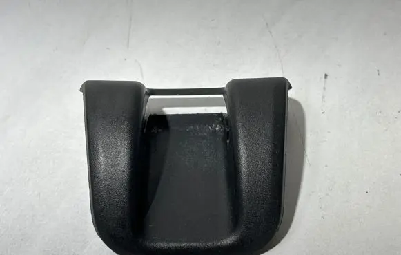 Audi A3 S3 8P ISOFIX cover 8P0887233