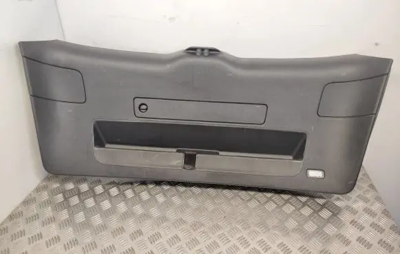 Audi Q5 SQ5 Tailgate trim 8R0867979B