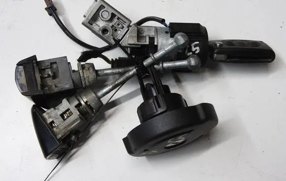 Citroen C5 Ignition lock 36.410.600 9663123380