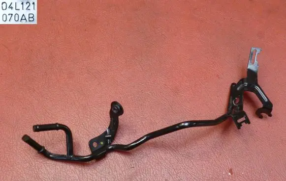 Audi A3 S3 8V Engine coolant pipe/hose 04L121070AB