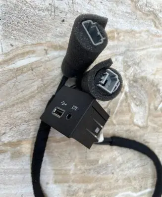 Maserati Ghibli USB socket connector 670009770