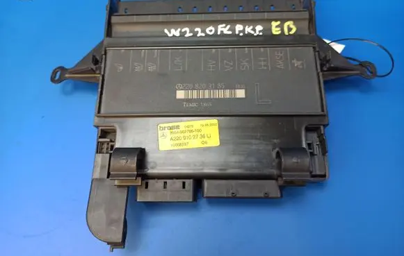Mercedes-Benz S W220 Seat control module 2208203185 A2209102736 A2209102736LI