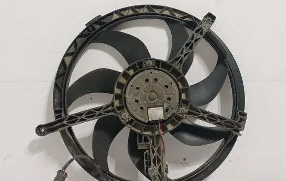Mini One - Cooper Clubman R55 Electric radiator cooling fan 2754854 0130303019 M5377003