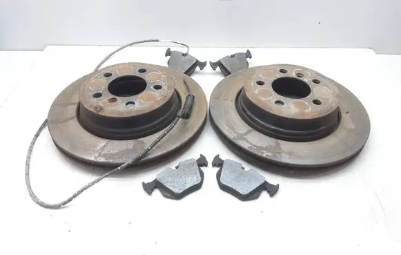 BMW X3 E83 Rear brake disc