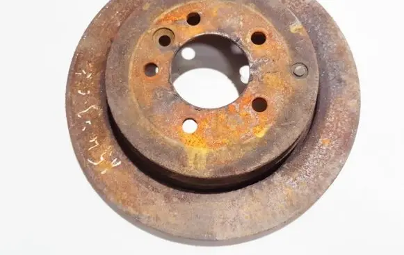 Land Rover Discovery 3 - LR3 Rear brake disc ventiliuojamas
