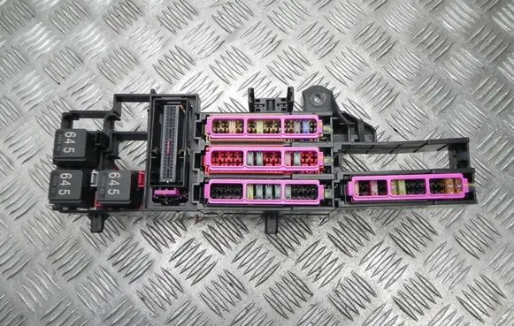 Audi A6 S6 C7 4G Fuse box set 4G0971845A