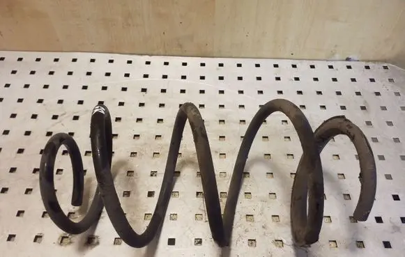 Hyundai i40 Front coil spring