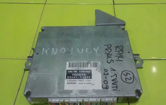 Toyota Prius (NHW20) Engine control unit/module 2750007803 RP14