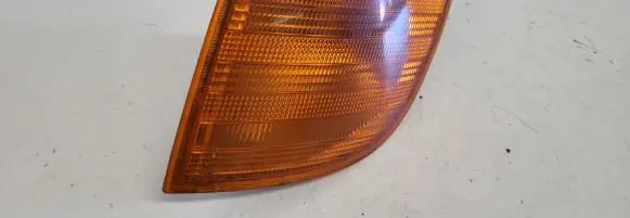 Front indicator light