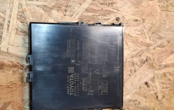Lexus RX 450H Keyless (KESSY) go control unit/module 8999048450 2325008696 DA191419