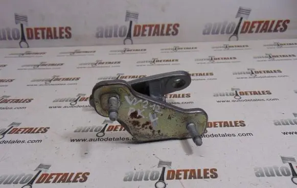 Mercedes-Benz E W212 Front door upper hinge