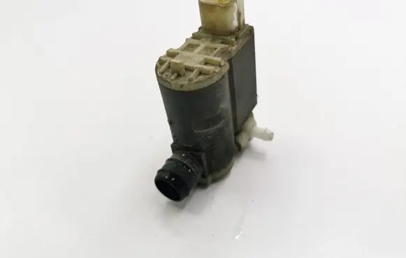 Hyundai Veloster Windscreen/windshield washer pump 985102V100 111280597