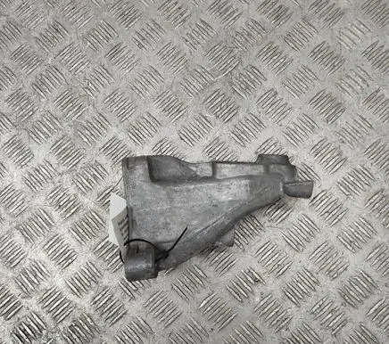 Mercedes-Benz S C217 Engine mounting bracket A6422237304