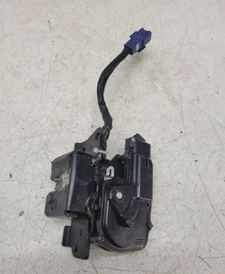 Toyota Prius (XW20) Loading door lock 