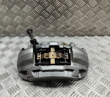Mercedes-Benz C W205 Front brake caliper A0114219598