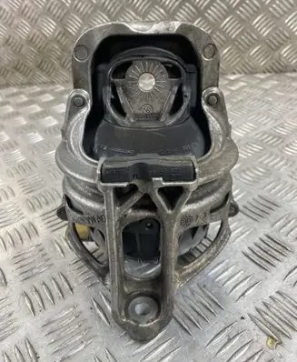 Audi Q7 4M Engine mount bracket 4M0199372FF
