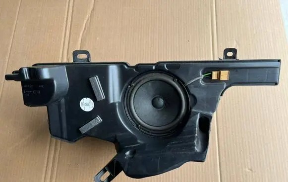 Audi A5 Subwoofer speaker 8W7035381B