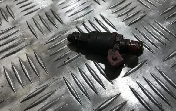 Mercedes-Benz E W210 Fuel injector 0000788523