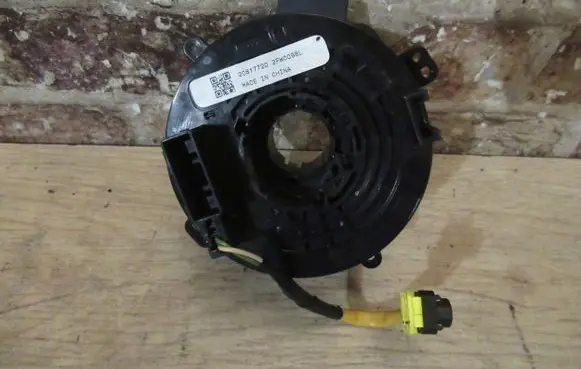 Opel Zafira C Steering wheel axle 20817720
