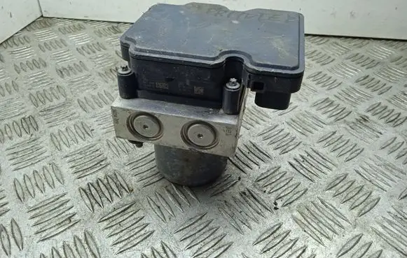 Mercedes-Benz Sprinter W906 ABS Pump A9069002302