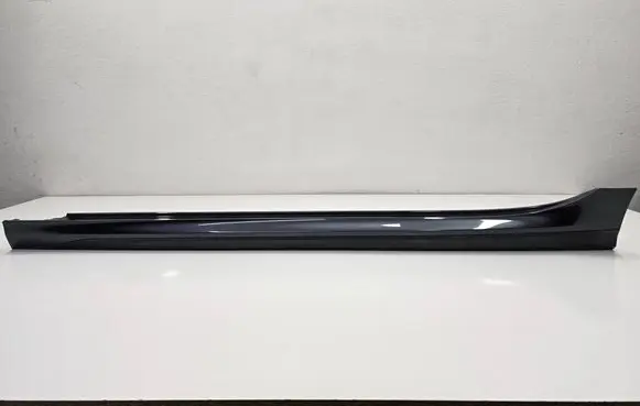 BMW 2 F44 Foot area side trim 8075465